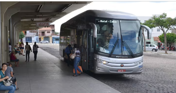 Comissão da Câmara aprova obrigatoriedade de assentos para mulheres em ônibus