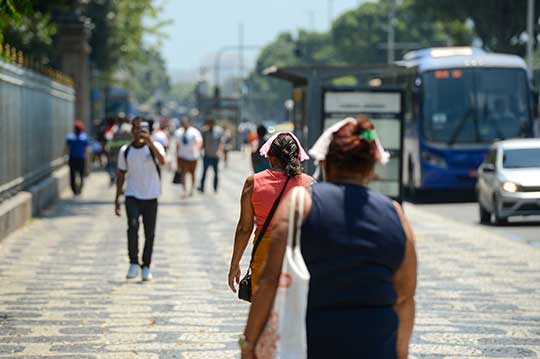 Outubro de 2024 é o segundo mais quente da história, diz Climatempo