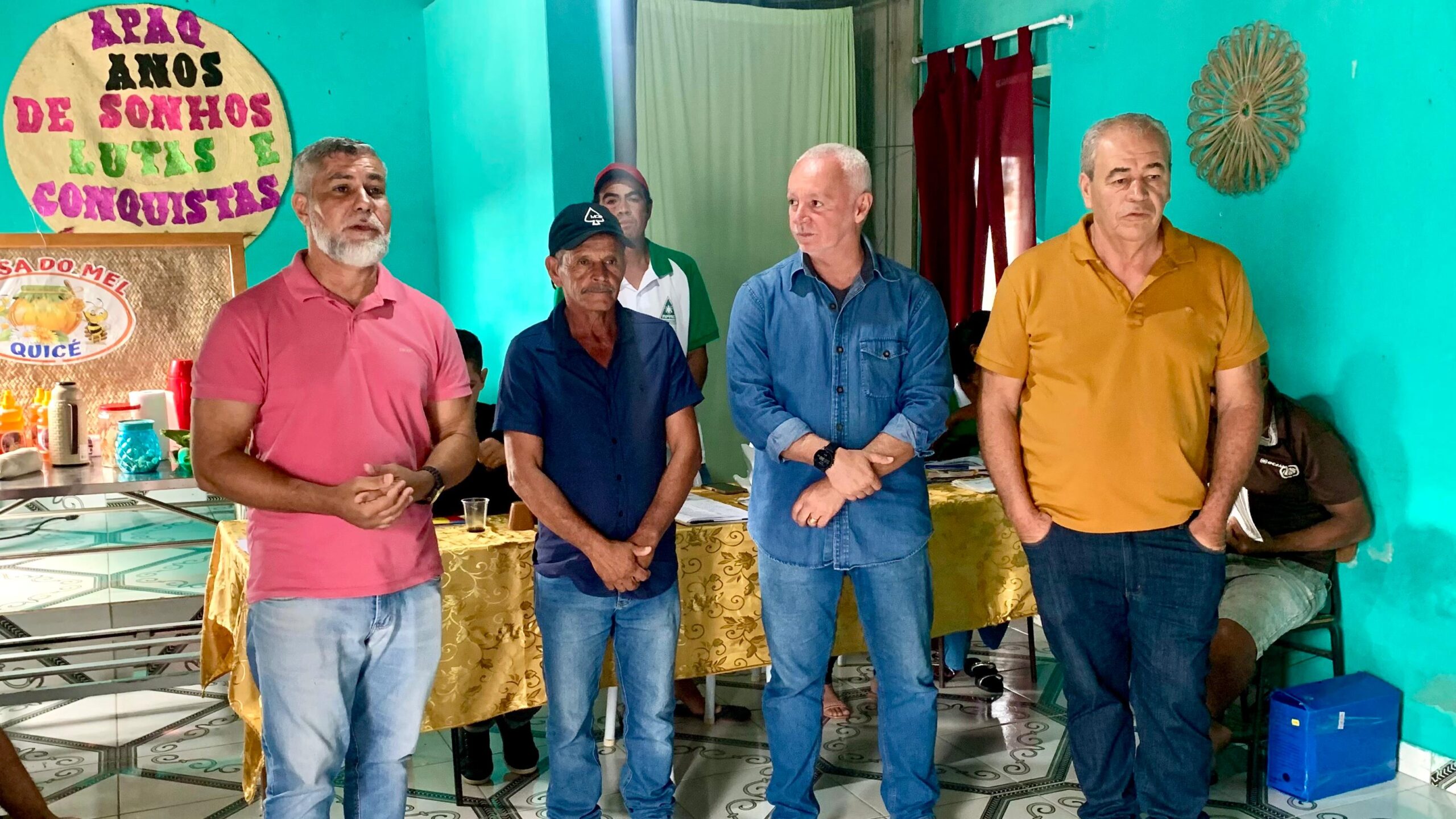 Deputado Bobô participa de reuniões com associações rurais no distrito de Quicé