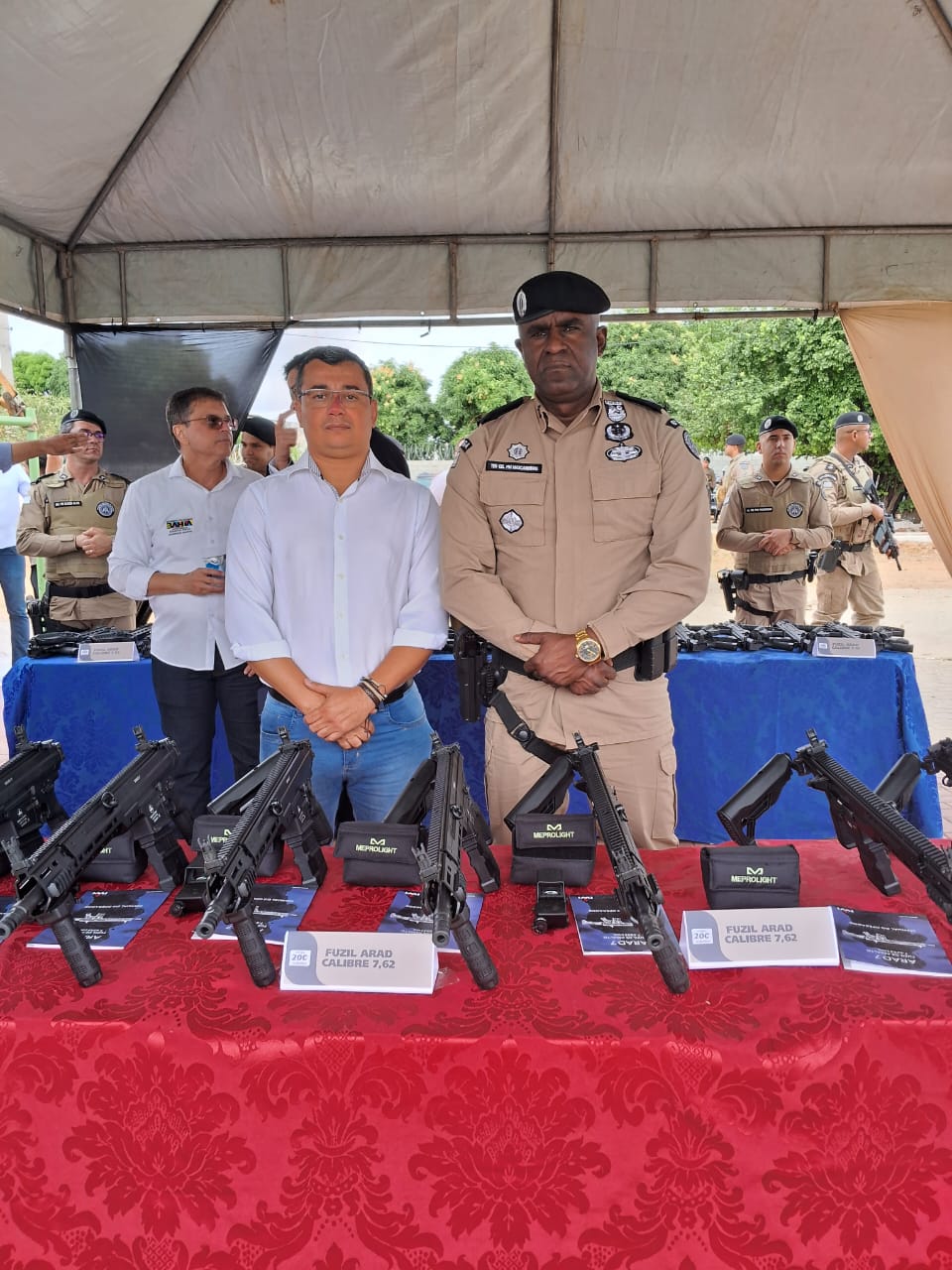 Sexto Batalhão de Polícia Militar de Senhor do Bonfim recebe novas viaturas e armamentos
