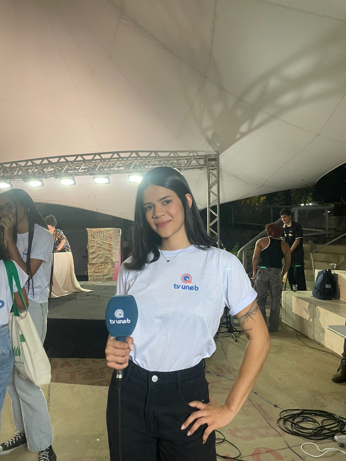 Nara Gabriella paixão pelo jornalismo