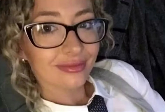 Professora confessa que fez sexo diversas vezes com aluno de 15 anos