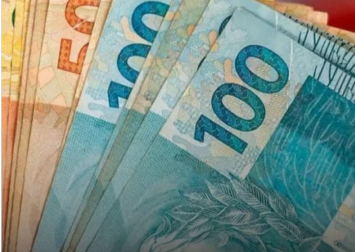 Quase 70% das pessoas vão evitar festa de fim de ano para economizar