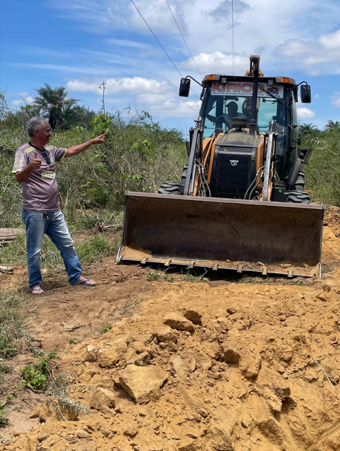 Governo da Bahia inicia nova obra de extensão de rede de água na zona rural de Senhor do Bonfim