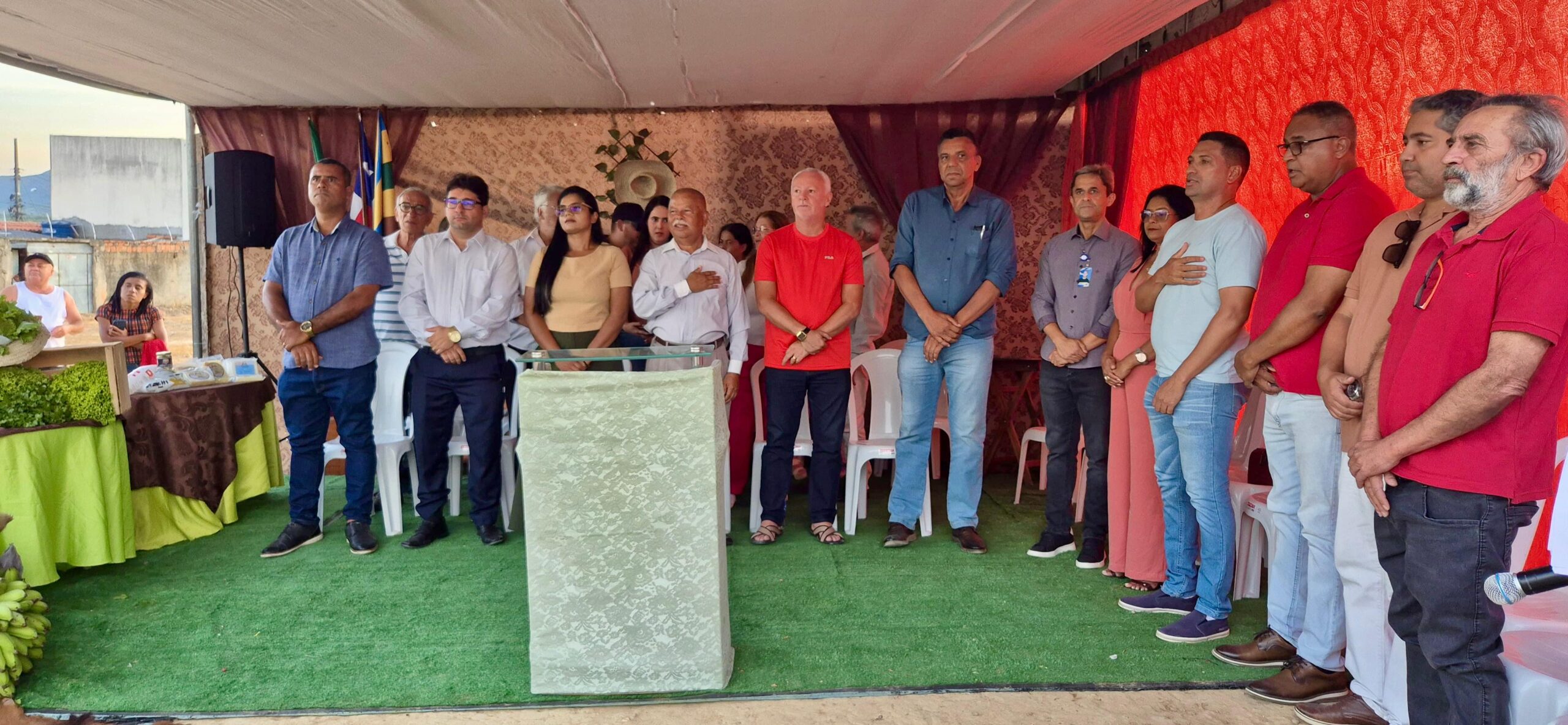 Deputado Bobô participa da assinatura da ordem de serviço para construção do Centro Municipal de Artesanato e Agricultura Familiar em Jaguarari