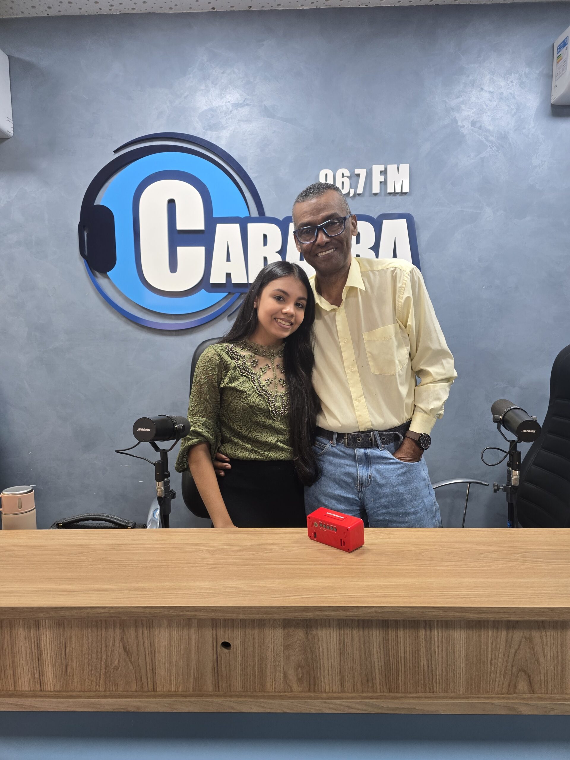 Lorrany Guimarães vencedora do festival gospel foi entrevistada!