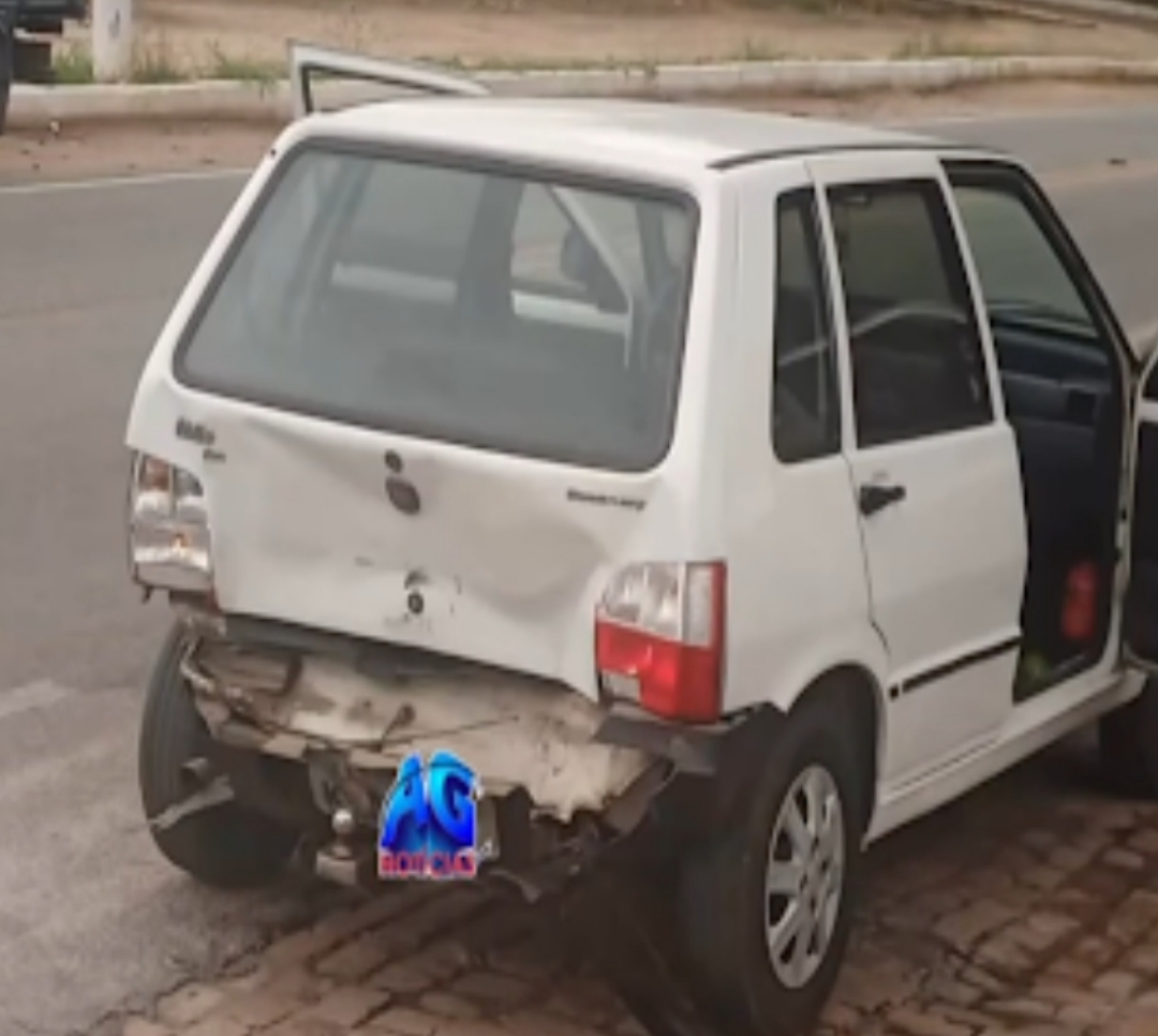 Acidente automobilística em Antônio Gonçalves