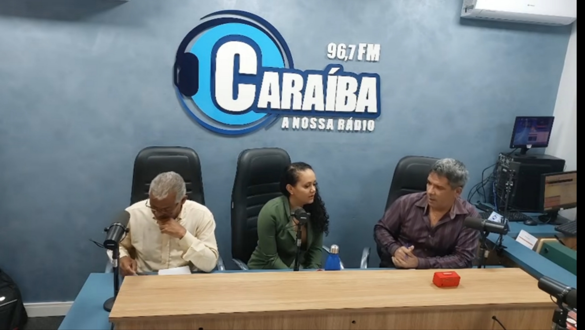 Ana Bonfim entrevistada no Jornal Canal Aberto Aberto da Rádio Caraíba FM