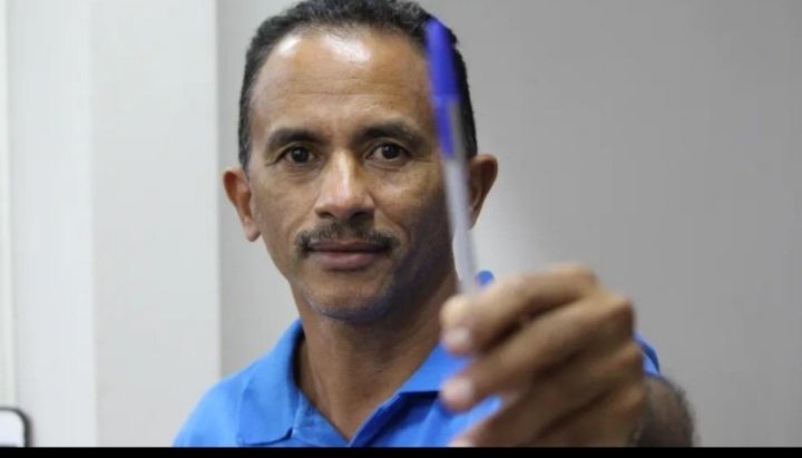 Manoel Gomes, o “Caneta Azul”, demonstra despreparo em entrevista e levanta dúvidas sobre candidatura a deputado federal