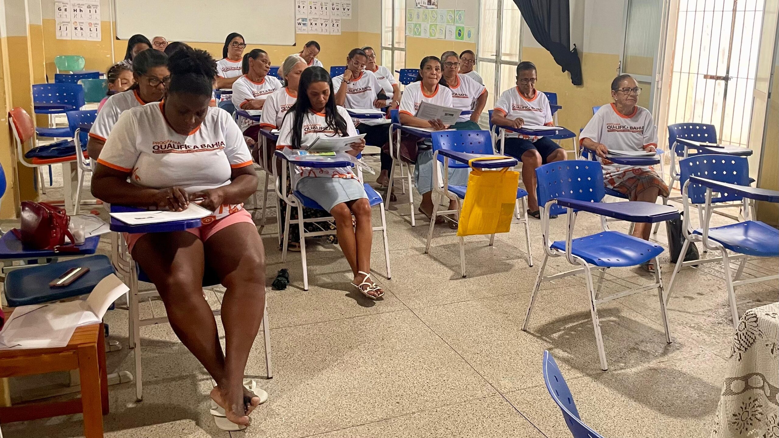 Governo do Estado promove curso de corte e costura para mulheres do Alto da Maravilha