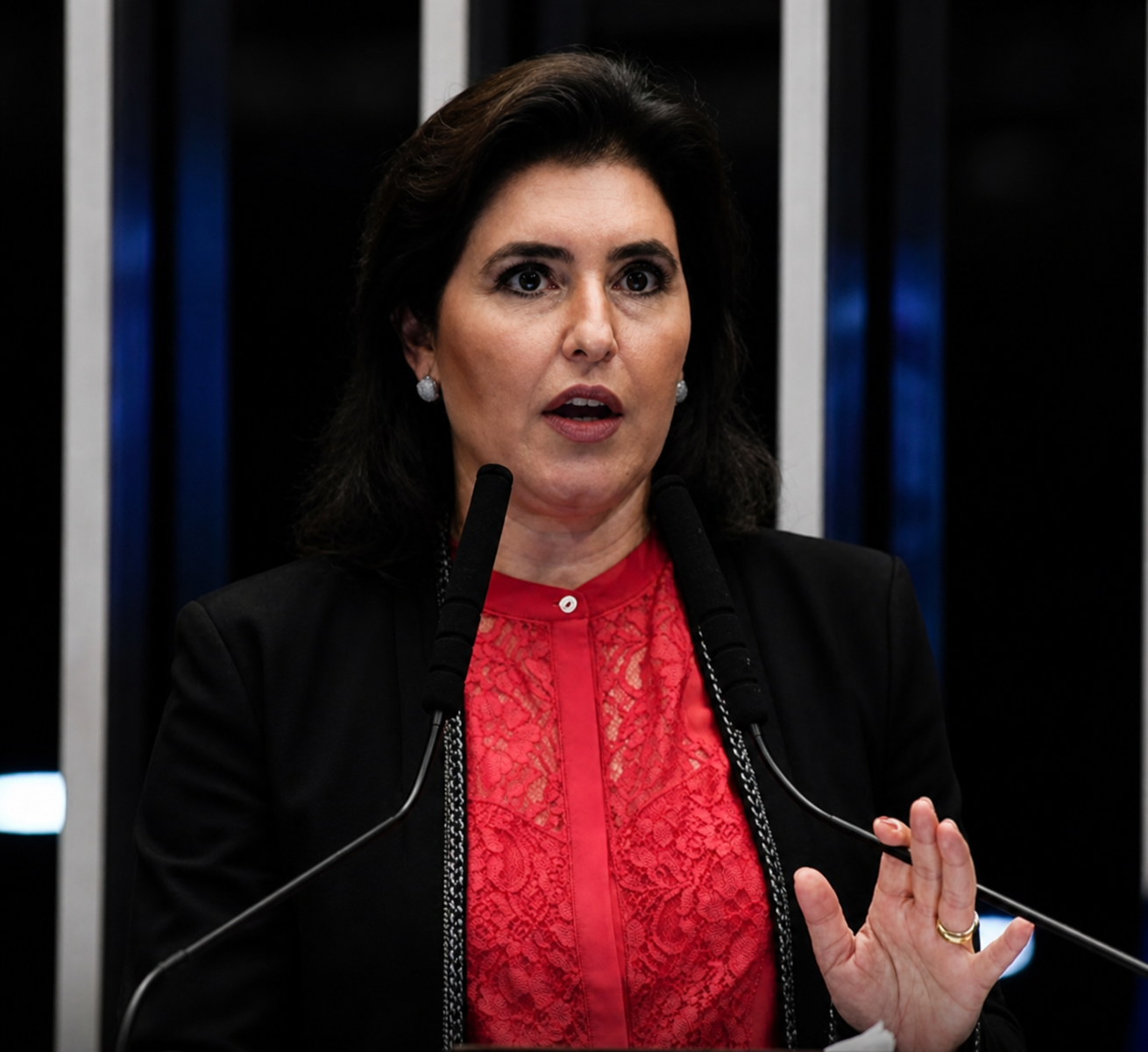 Simone Tebet ganha força como possível indicação ao STF após impasse com Jorge Messias