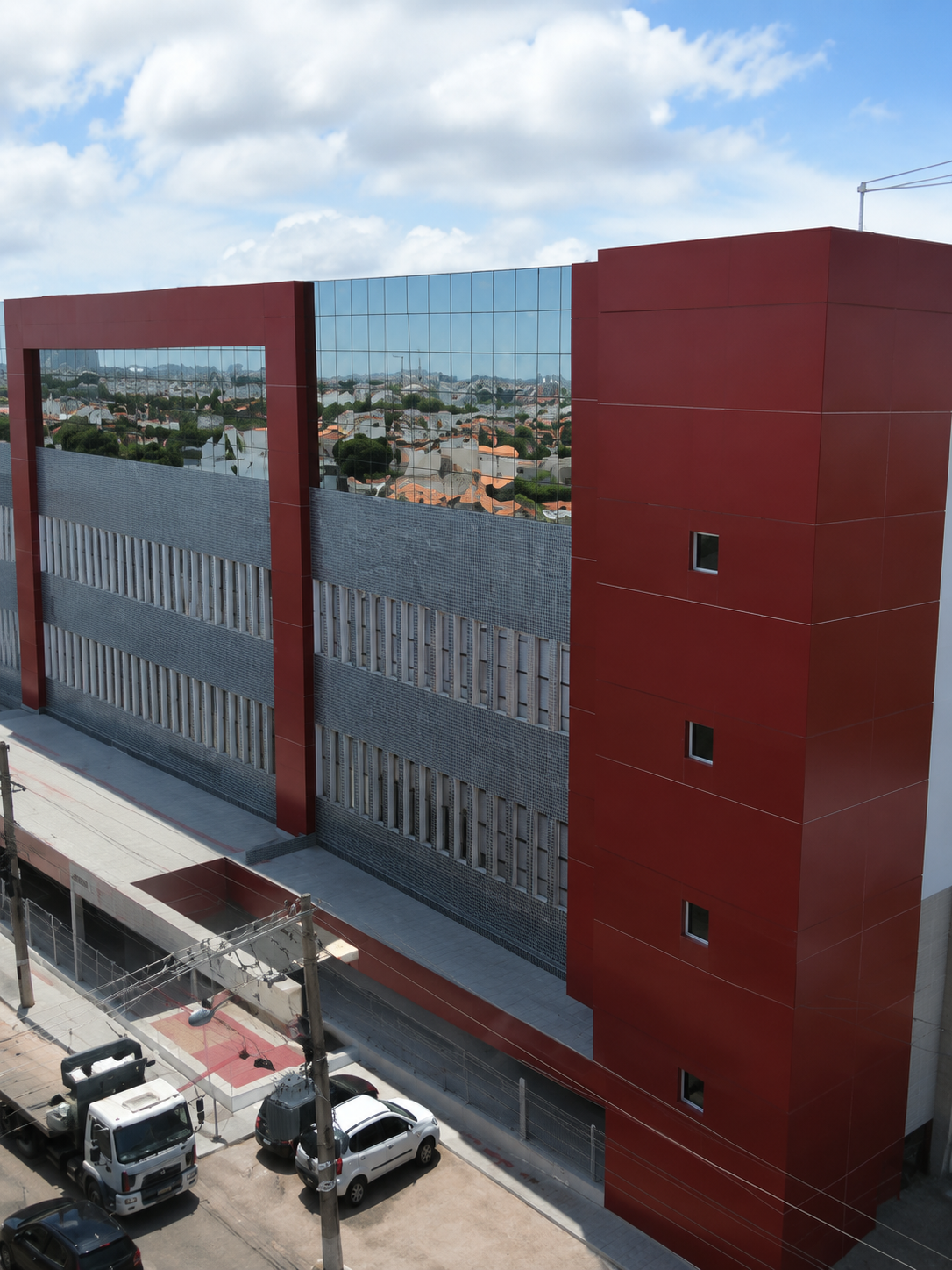 Funcionários do Hospital Regional de Juazeiro cobram estacionamento seguro após relatos de furtos