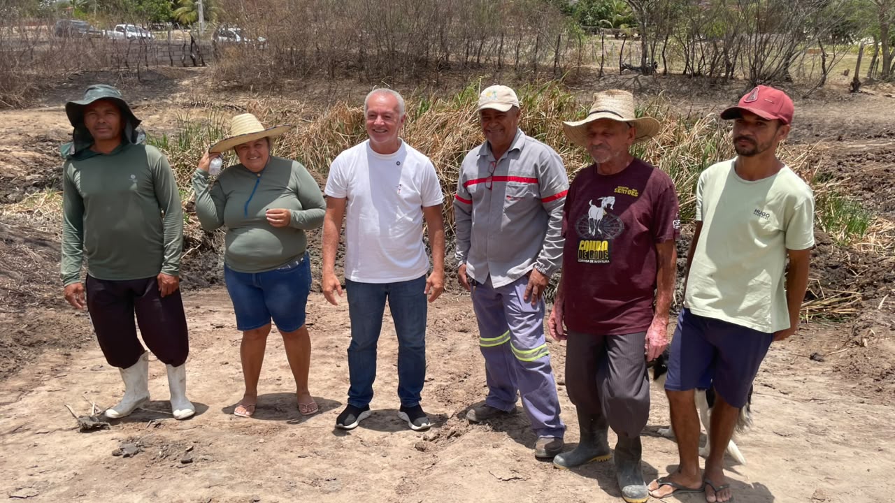 Parceria entre Bobô e Daniel Almeida garante limpeza de mais de 300 aguadas em Senhor do Bonfim