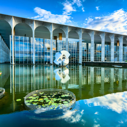 Itamaraty cria comitê de artistas e intelectuais para impulsionar diplomacia cultural