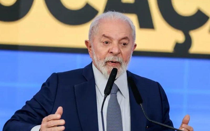 Lula pretende disputar quarto mandato em 2026 se estiver ‘100% de saúde’