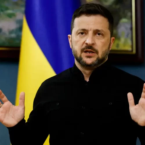 Após reunião sem avanços com Putin, Trump se reunirá com Zelensky