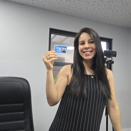 Beatriz Monteiro recebeu credencial de Radialista