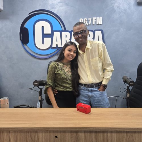 Lorrany Guimarães vencedora do festival gospel foi entrevistada!