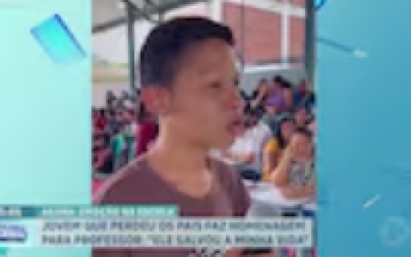 Jovem que perdeu os pais faz homenagem emocionante para professor durante uma gincana na escola