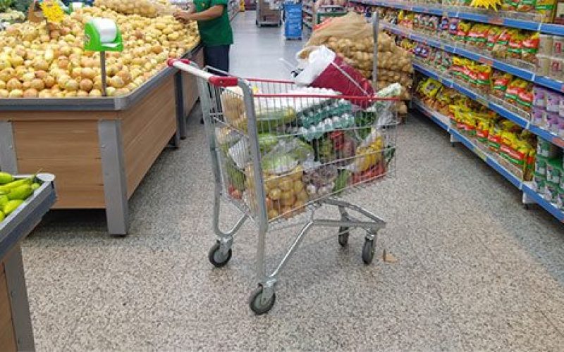Após 4 meses de estabilidade, varejo cresce 0,5% e atinge maior patamar da série