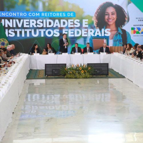 Em encontro com reitores, MEC anuncia recursos para universidades e institutos federais