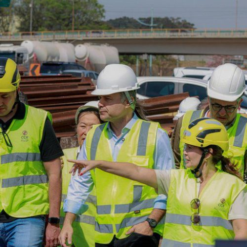Viaduto Papa Francisco, na Via Dutra, amplia mobilidade e segurança em Aparecida (SP)