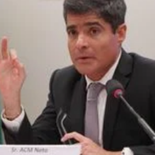 ‘Quem defende a democracia não compactua com ditador’, diz ACM Neto sobre posse de Maduro