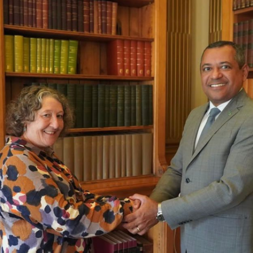 Brasil e Reino Unido firmam memorando de entendimento em fertilizantes sustentáveis