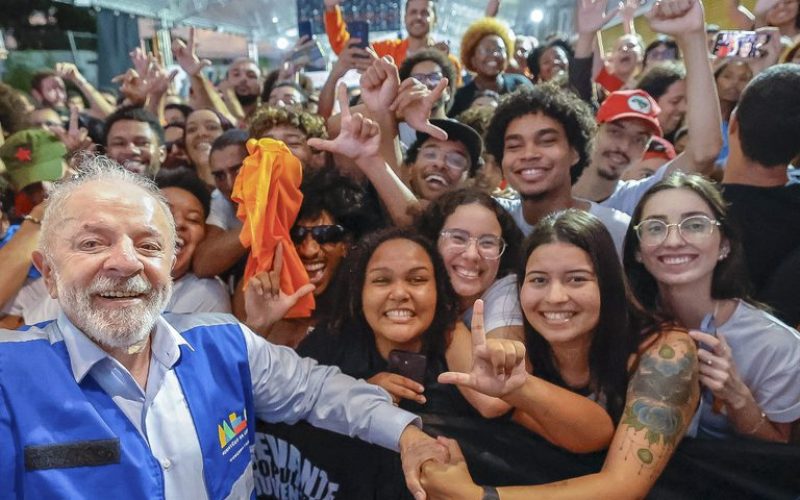 ‘Sala de aula é sala de sonhos’, diz Lula ao inaugurar campus da UFF em Campos dos Goytacazes