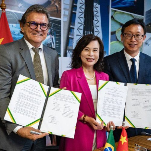 Brasil e China acertam detalhes para criar Centro de Transferência de Tecnologia
