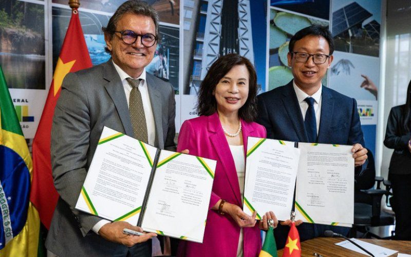 Brasil e China acertam detalhes para criar Centro de Transferência de Tecnologia