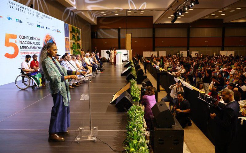 Governo Federal recebe documento com propostas para a política ambiental