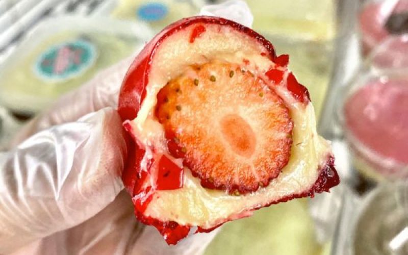 Alerta: entenda como morango do amor pode fazer mal à saúde bucal