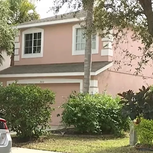 Mulher é presa acusada de matar os dois ex-maridos no mesmo dia