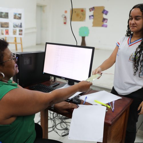 Estudantes da rede estadual já podem fazer renovação de matrícula para 2025