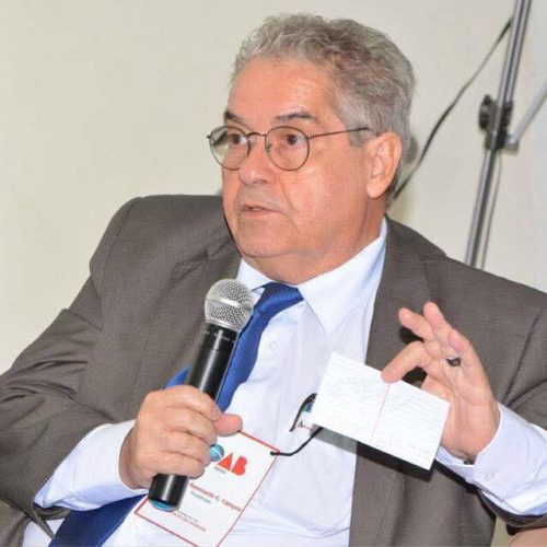 Dr.Campos contemplado com a medalha OAB 50 anos