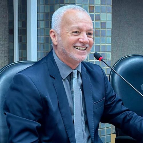 Coluna Vip:Parabéns Bobô