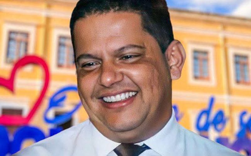 Prefeito Laércio Júnior  articula regulação de bebê que nasceu com complicações!