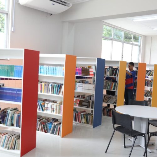 Governo do Estado entrega modernização de mais um colégio de tempo integral, em Salvador