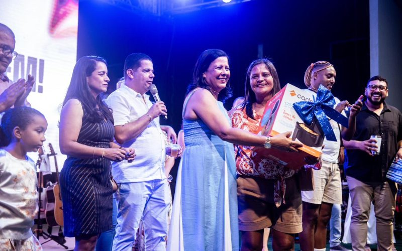 Prefeitura de Senhor do Bonfim celebra esforços dos servidores com festa de reconhecimento e valorização