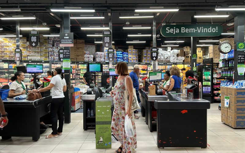 Em novembro, vendas do varejo baiano retraem 2,5%