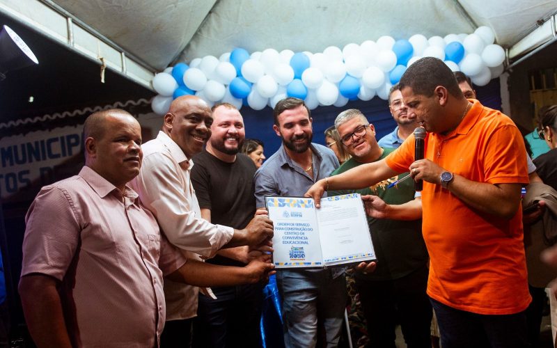 Prefeitura de Senhor do Bonfim dá ordem de serviço para a construção do Centro Educacional