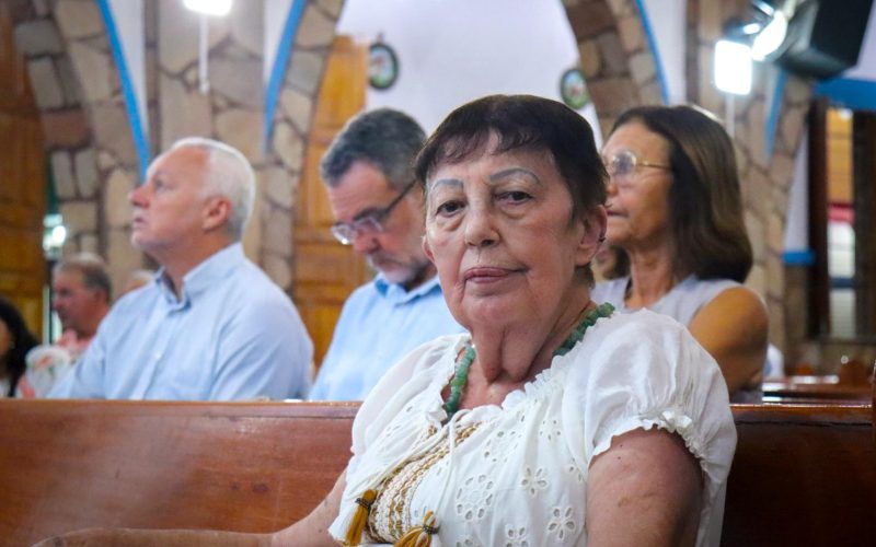 Deputado Bobô visita Itiúba e participa de missa em ação de graças pela recuperação de Cecília Petrina