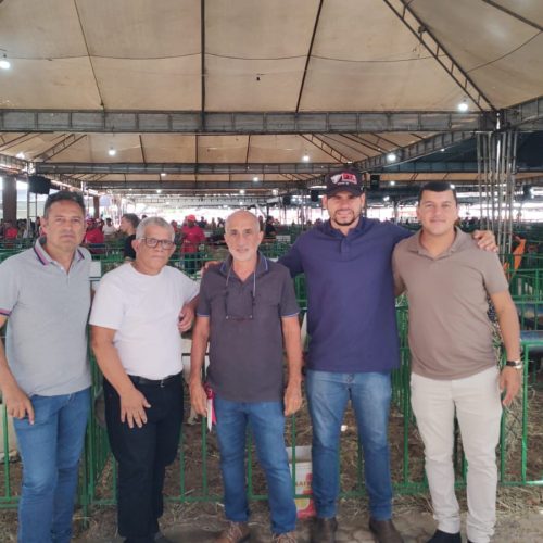 Prefeitura de Senhor do Bonfim realiza missão técnica no Caprishow, em Dormentes (PE)