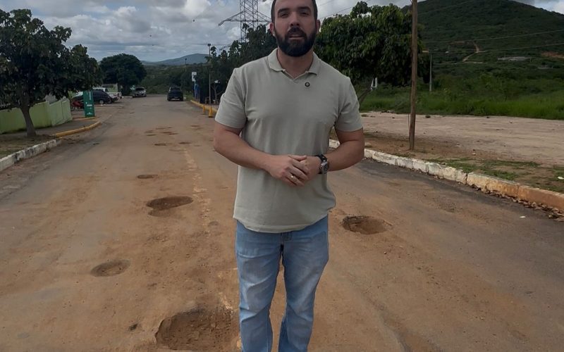 Vereador Weslen Aquino protocola indicação ao poder executivo para recuperação asfáltica na entrada da UPA de Senhor do Bonfim