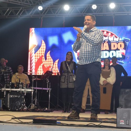 Arraiá do Servidor celebra quem faz a Prefeitura de Senhor do Bonfim acontecer
