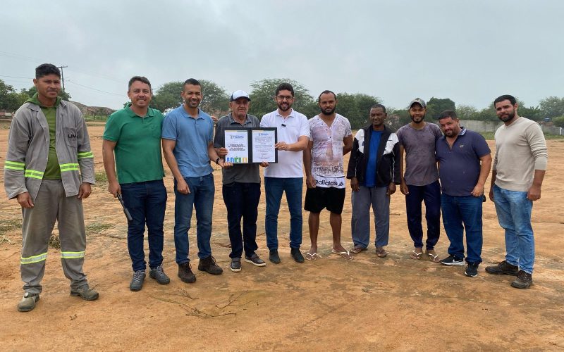 Prefeitura de Filadélfia autoriza construção de campo society no Povoado de Poço d’Água