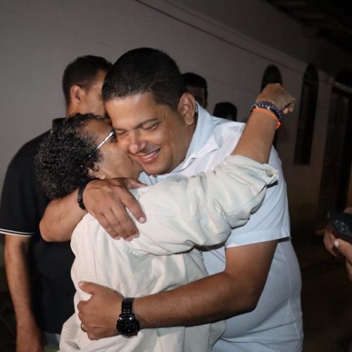 Prefeitura assina Ordem de Serviço para pavimentar mais duas vias do Bonfim III em mais uma dição de sucesso do “Sextou com Obras”