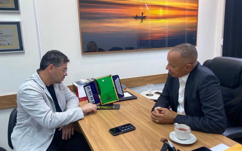 Vice-prefeito Elizeu Rios busca mais recursos para Senhor do Bonfim em Salvador