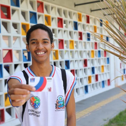 Novo crédito do Bolsa Presença já está disponível para famílias dos estudantes beneficiados